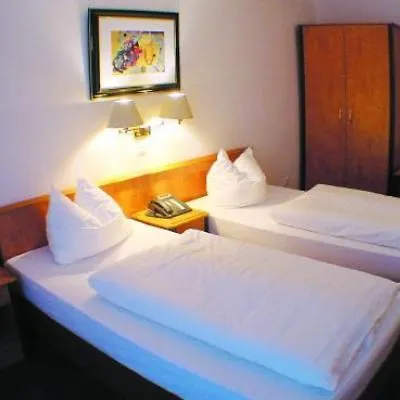 Rugs Hotel Duesseldorf Дюссельдорф