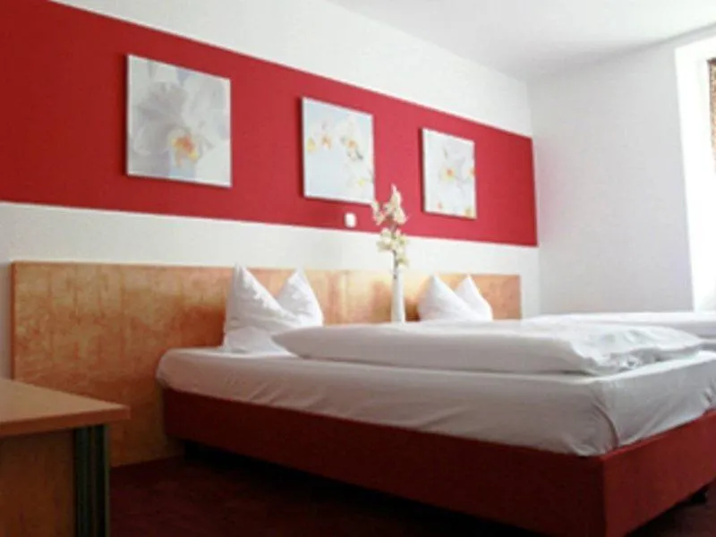 Rugs Hotel Duesseldorf 3*, Дюссельдорф Германия
