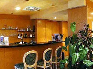 Rugs Hotel Duesseldorf 3*, Дюссельдорф