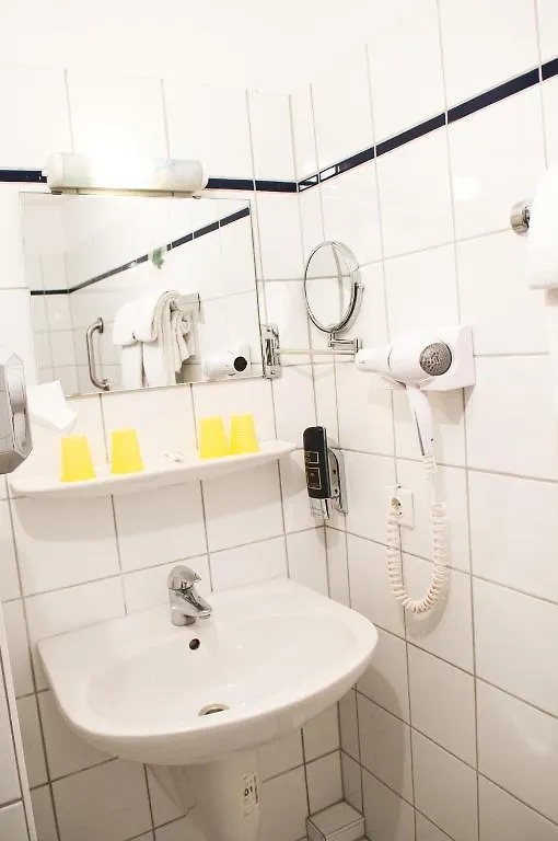 Rugs Hotel Duesseldorf Дюссельдорф